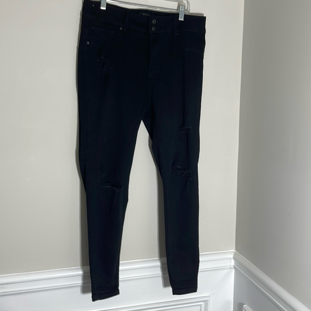 Blue savvy Black jeans